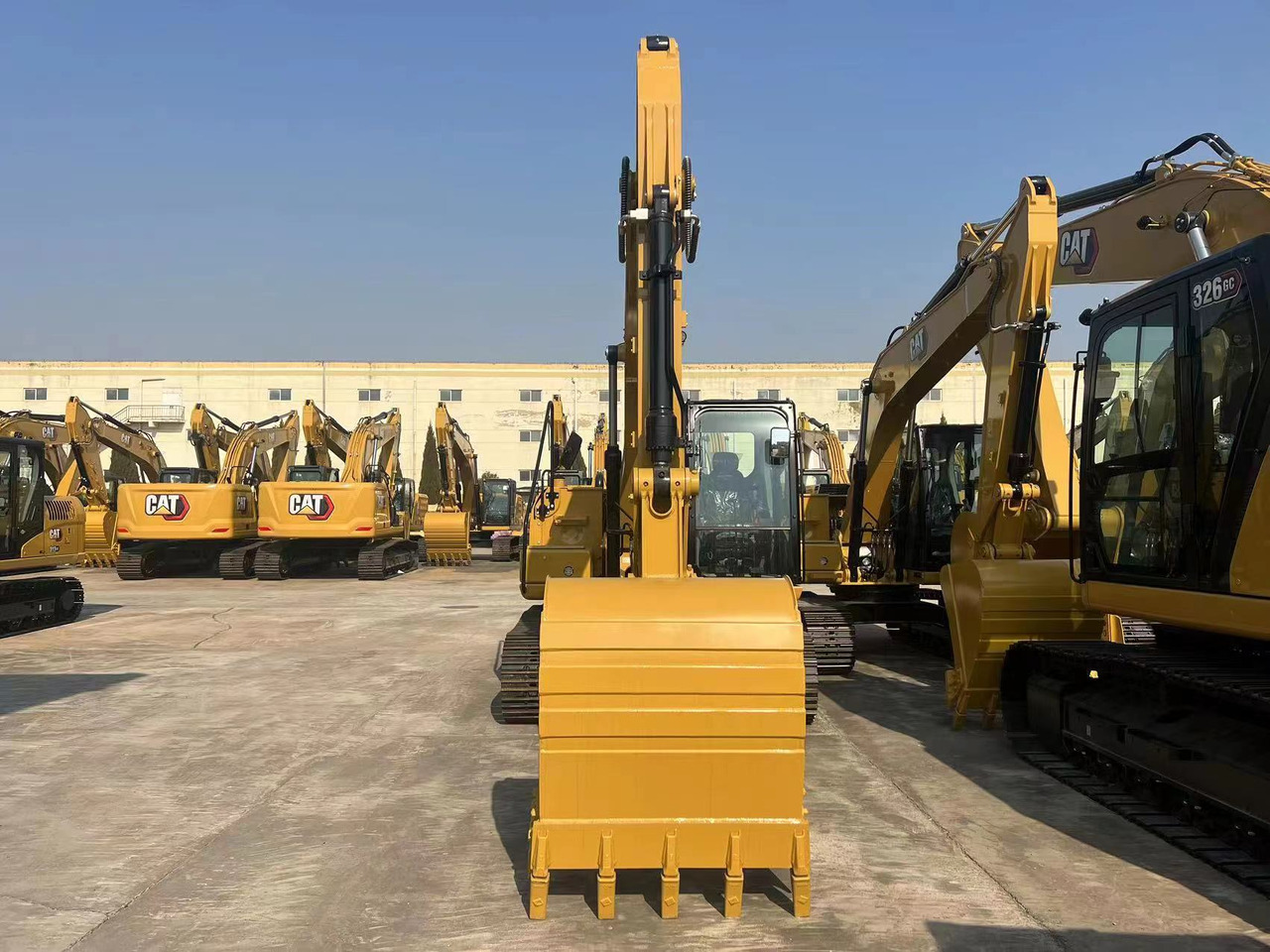Excavadora de cadenas nuevo CATERPILLAR 316GC: foto 6