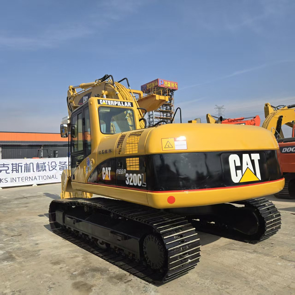 CATERPILLAR 320C - Excavadora de cadenas: foto 2 CATERPILLAR 320C - Excavadora de cadenas: foto 2