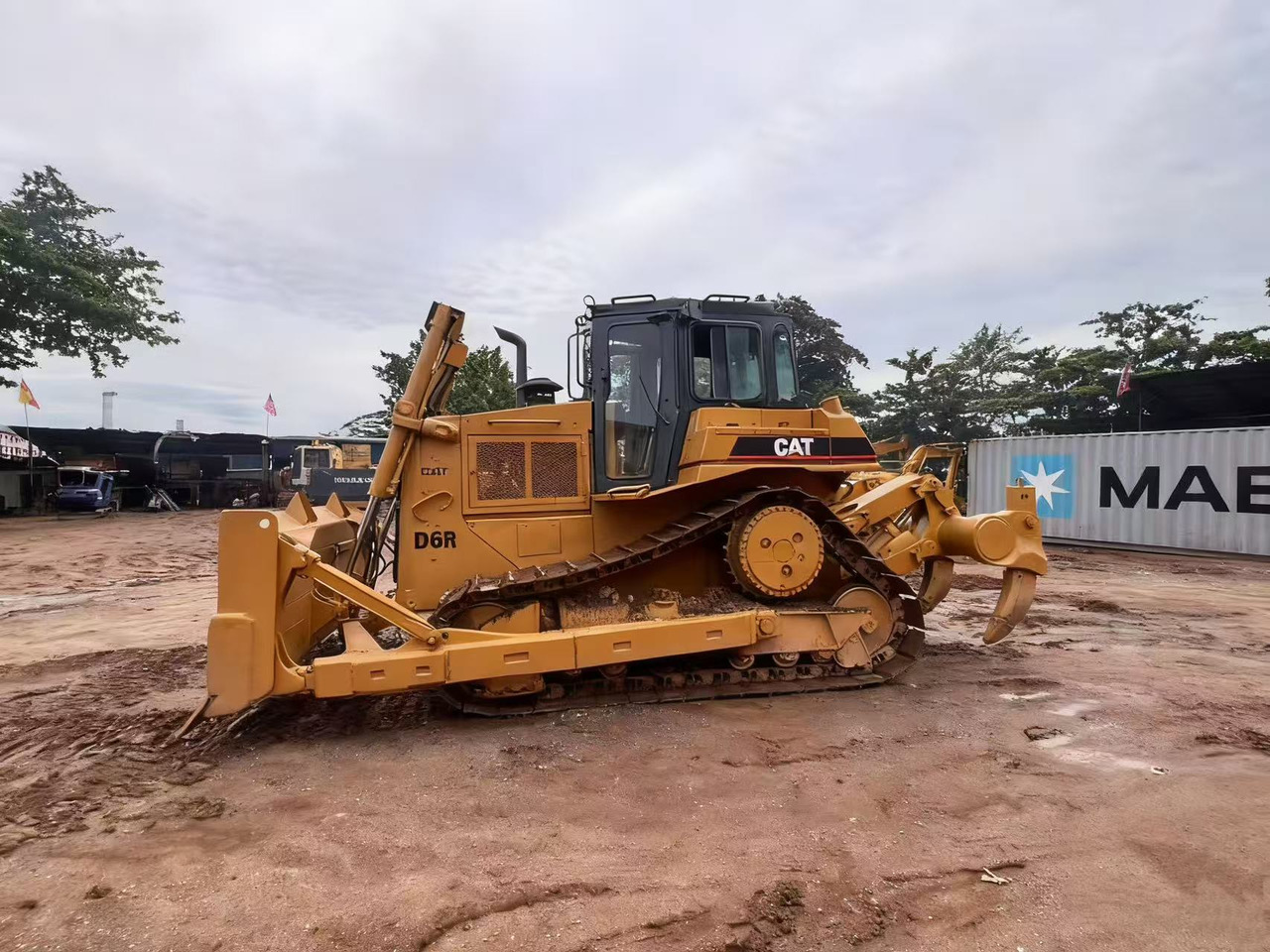 CATERPILLAR D6R - Bulldozer: foto 1 CATERPILLAR D6R - Bulldozer: foto 1