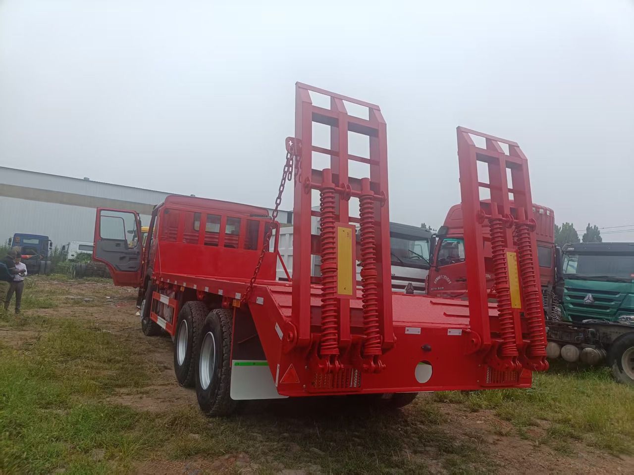 SINOTRUK HOWO - Cabeza tractora: foto 5 SINOTRUK HOWO - Cabeza tractora: foto 5