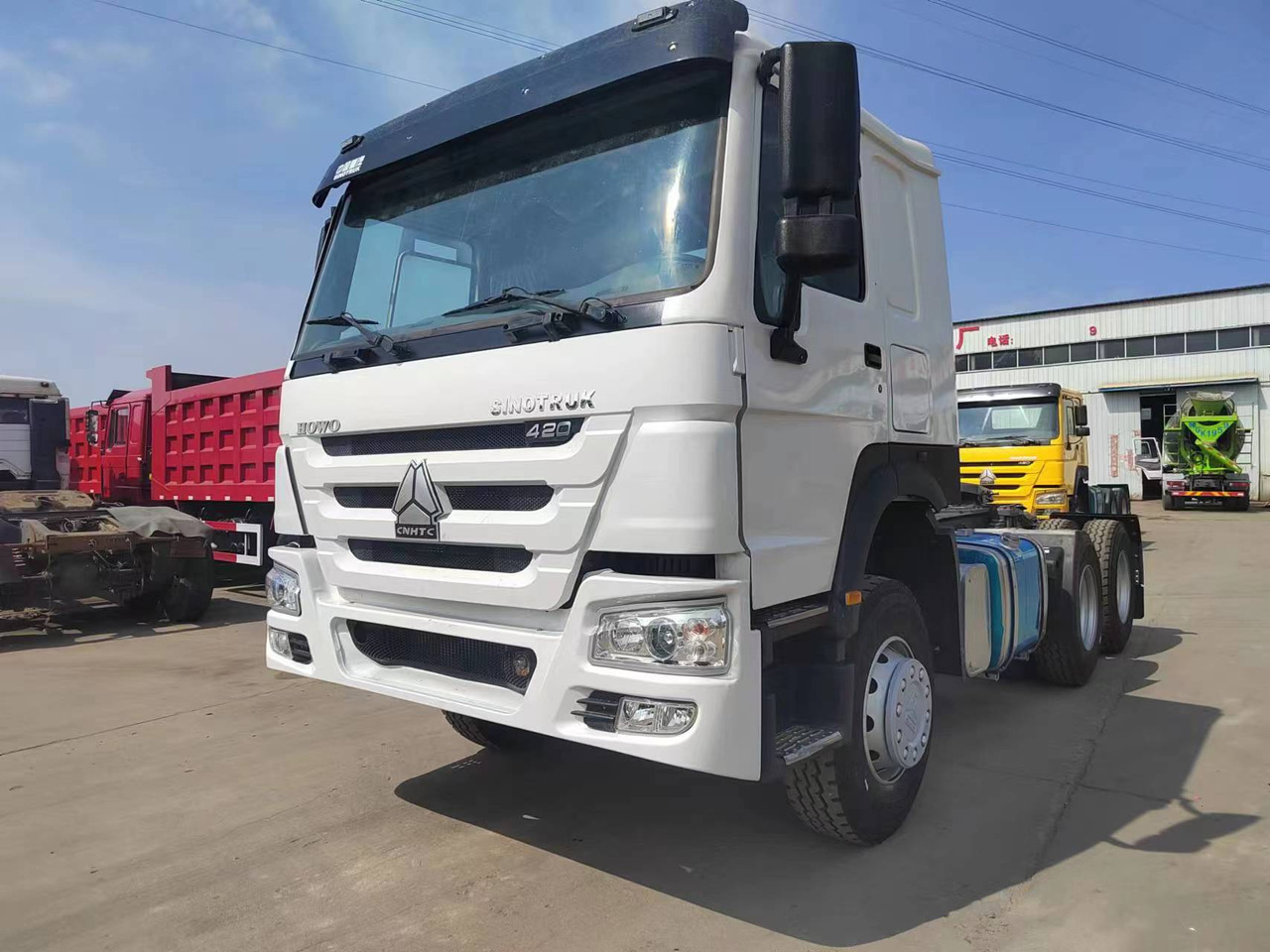 SINOTRUK HOWO trailer head - Cabeza tractora: foto 2 SINOTRUK HOWO trailer head - Cabeza tractora: foto 2