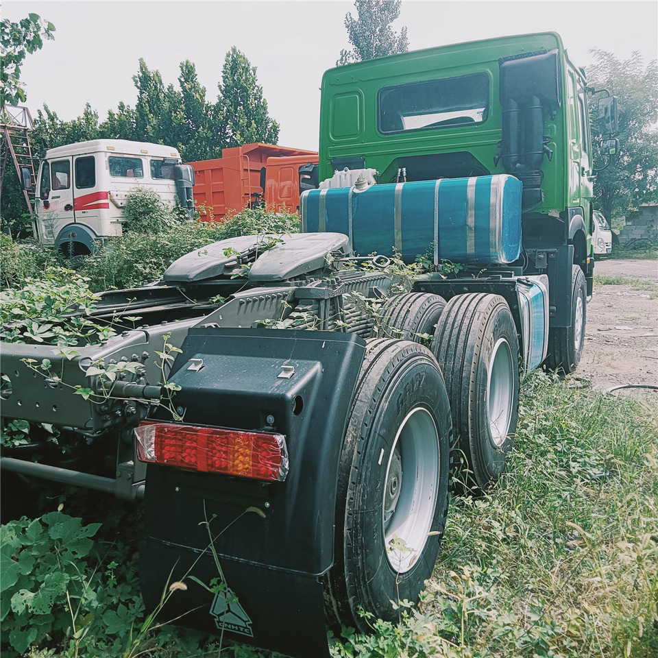 Cabeza tractora SINOTRUK HOWO tralier head: foto 7