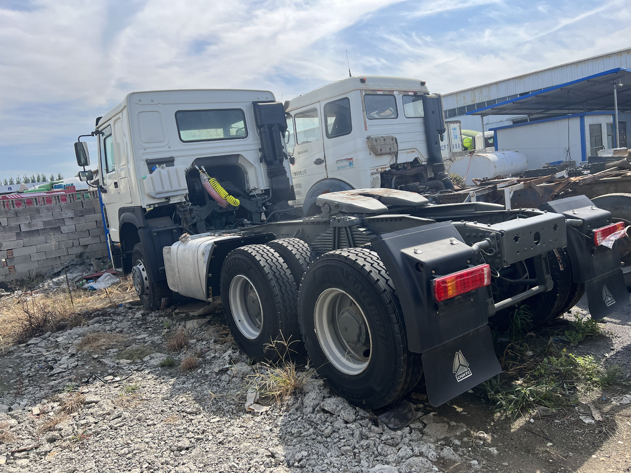 SINOTRUK Trailer head - Cabeza tractora: foto 5 SINOTRUK Trailer head - Cabeza tractora: foto 5