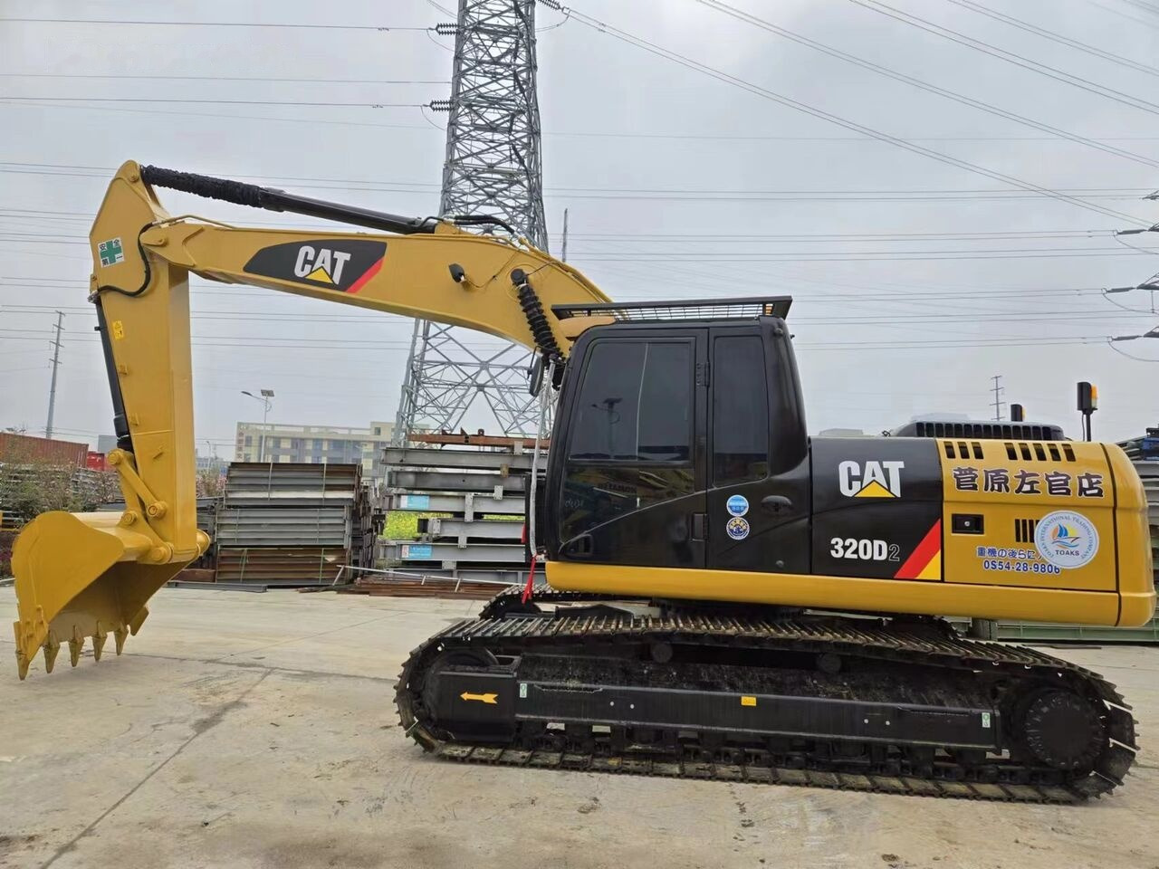 Caterpillar 320D2 - Excavadora de cadenas: foto 1 Caterpillar 320D2 - Excavadora de cadenas: foto 1