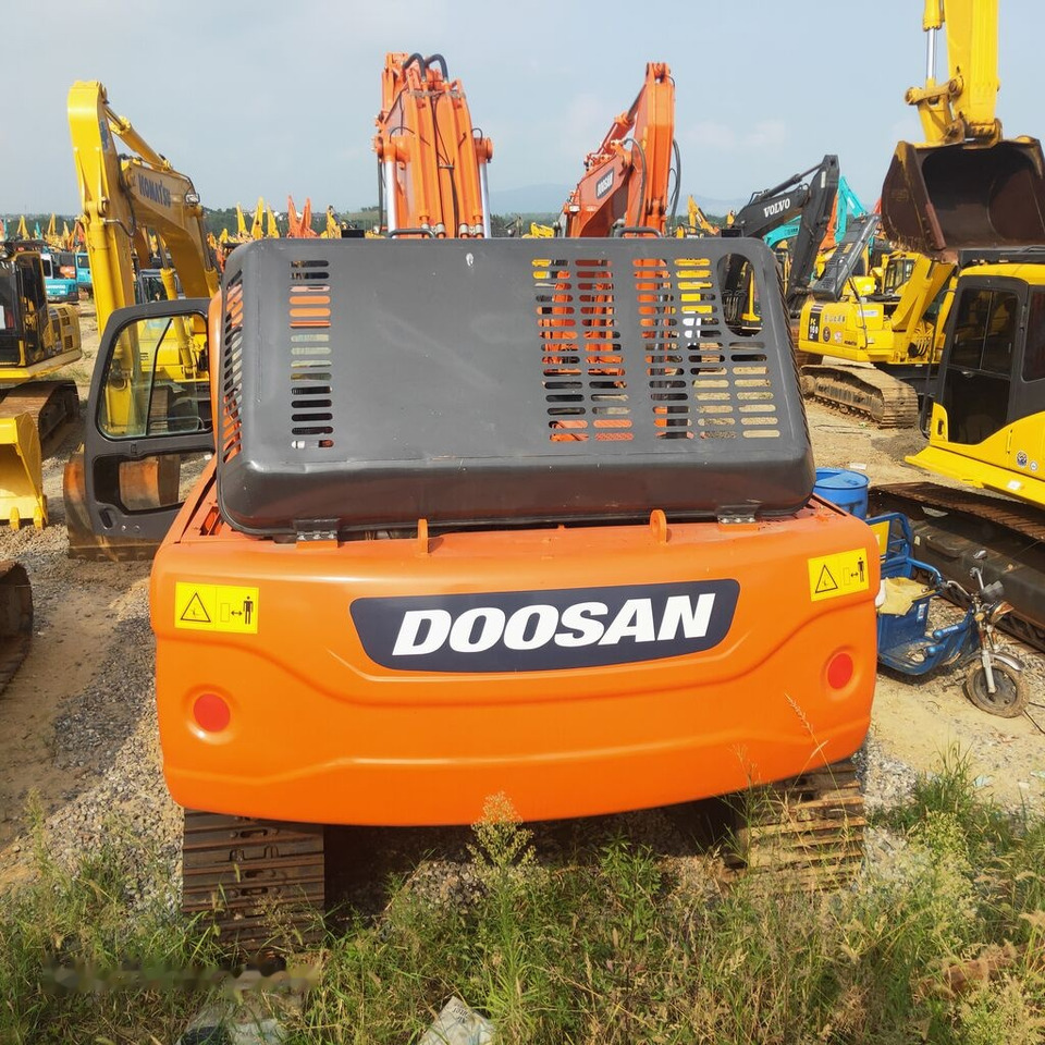 Excavadora de cadenas Doosan DX300LC: foto 6