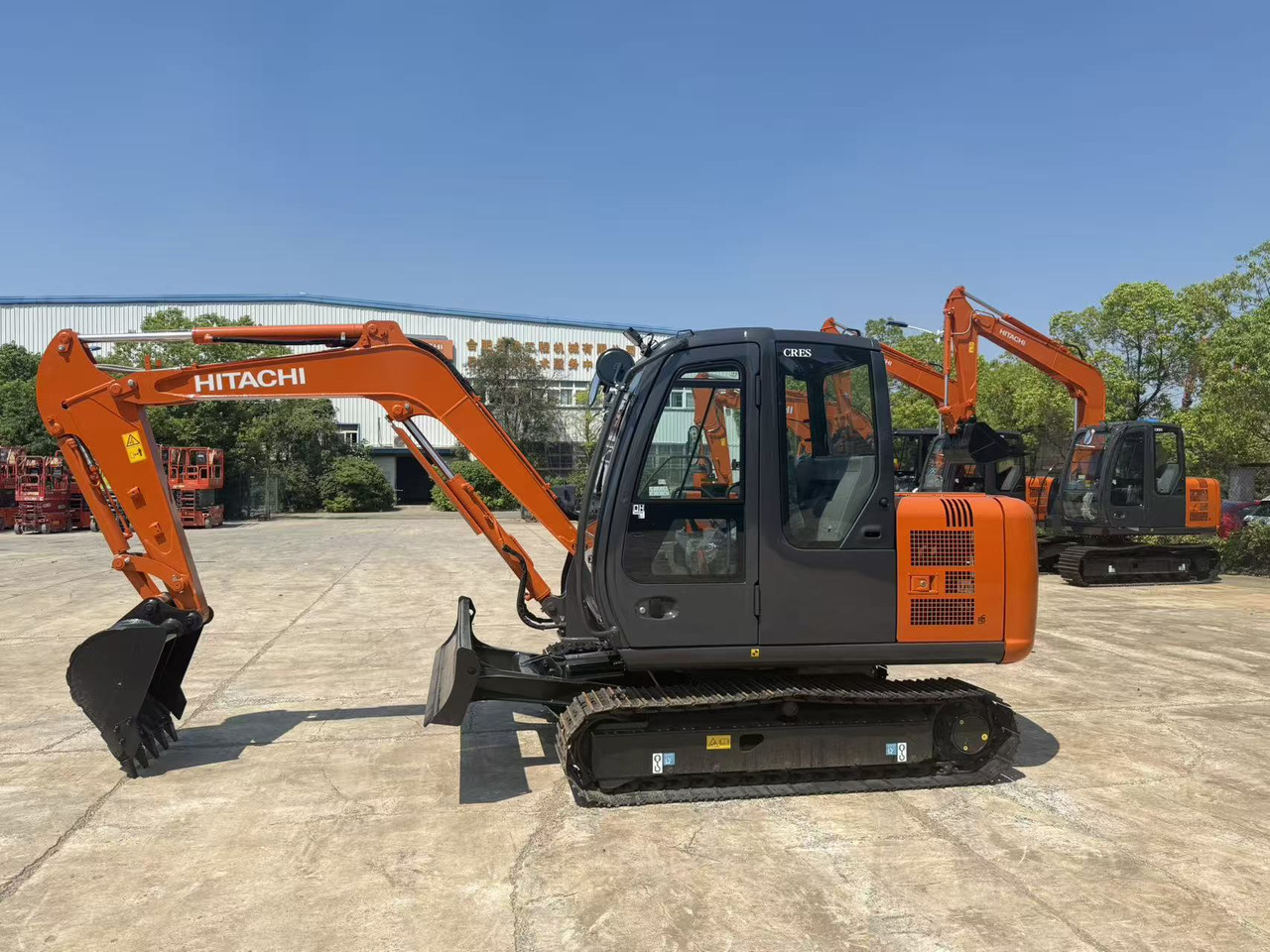 HITACHI ZX60 - Excavadora: foto 1 HITACHI ZX60 - Excavadora: foto 1