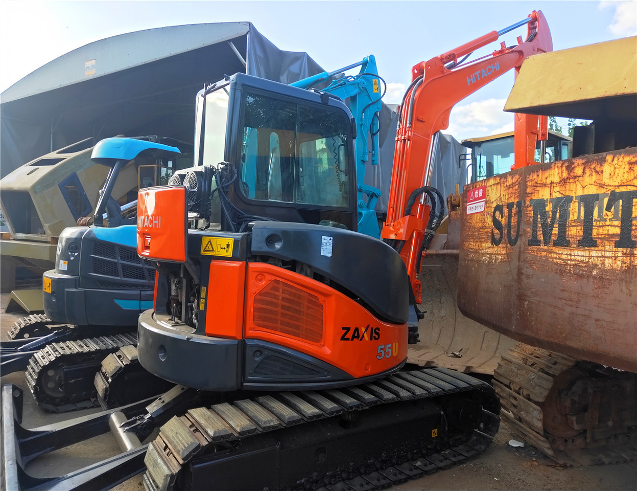 Hitachi ZX55UR - Miniexcavadora: foto 1 Hitachi ZX55UR - Miniexcavadora: foto 1