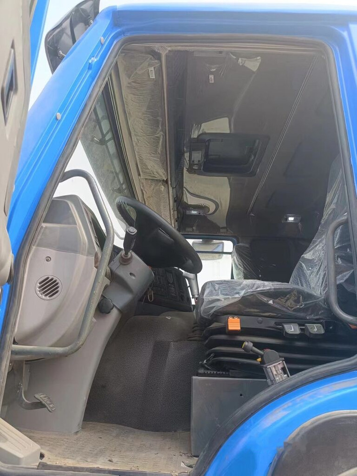 Howo 371 - Volquete camión: foto 3 Howo 371 - Volquete camión: foto 3