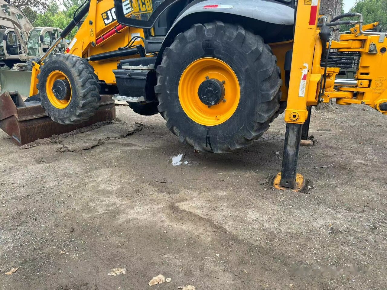 JCB 3CX Telescopic Arm Plus Four in One Bucket - Retroexcavadora: foto 5 JCB 3CX Telescopic Arm Plus Four in One Bucket - Retroexcavadora: foto 5