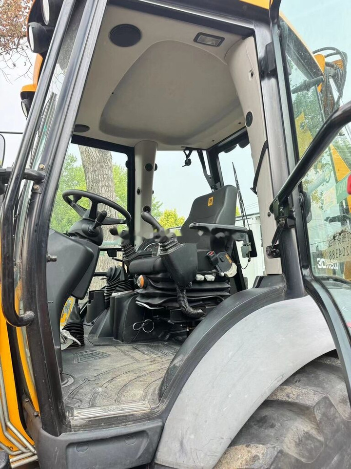 JCB 3CX Telescopic Arm Plus Four in One Bucket - Retroexcavadora: foto 3 JCB 3CX Telescopic Arm Plus Four in One Bucket - Retroexcavadora: foto 3