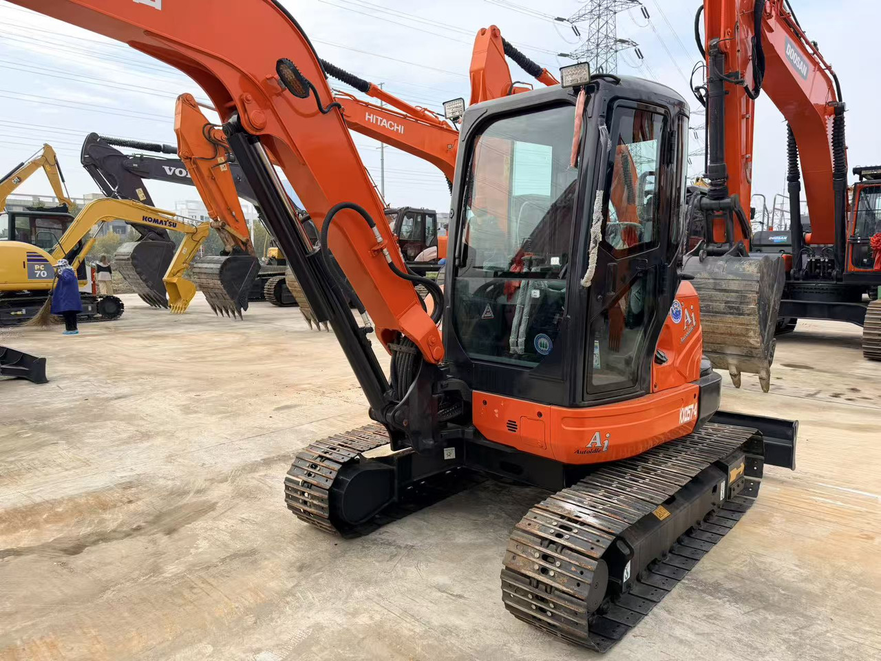 KUBOTA KX057-4 - Excavadora: foto 5 KUBOTA KX057-4 - Excavadora: foto 5