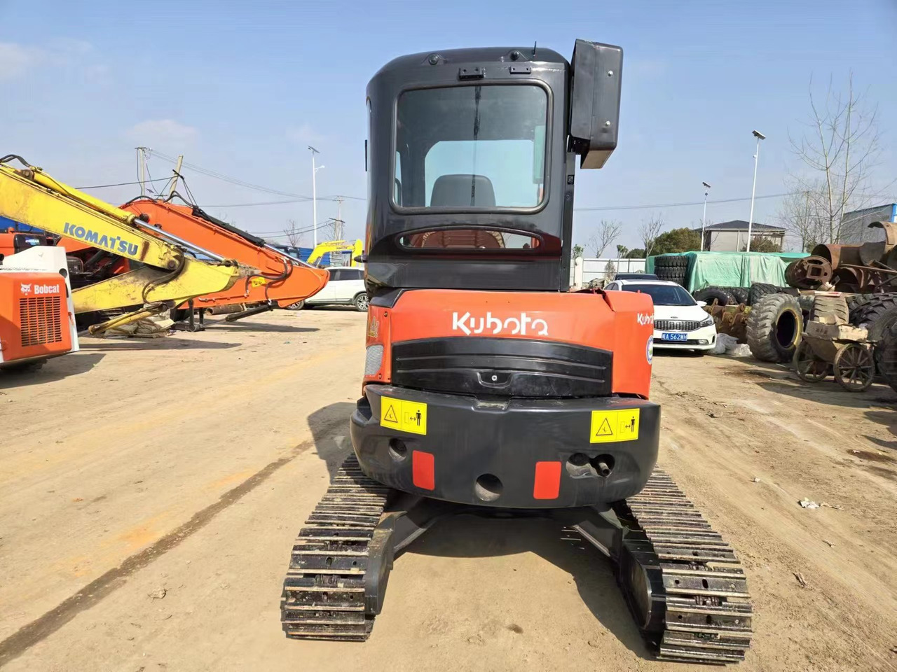 KUBOTA U35 - Miniexcavadora: foto 4 KUBOTA U35 - Miniexcavadora: foto 4