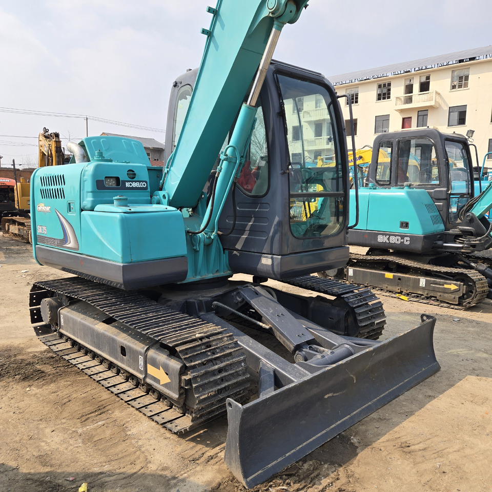 Kobelco SK75-8 - Miniexcavadora: foto 1 Kobelco SK75-8 - Miniexcavadora: foto 1