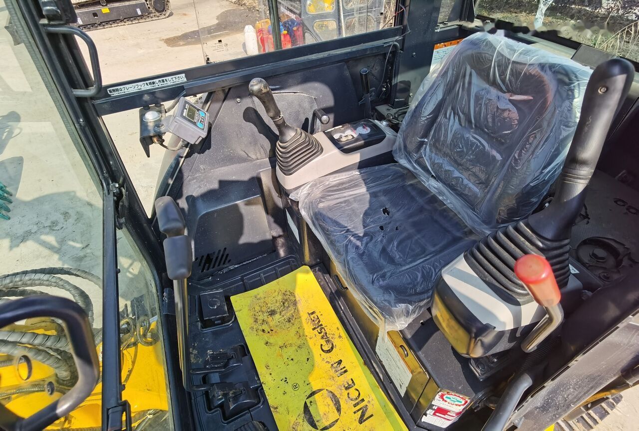 Miniexcavadora Komatsu PC30MR: foto 11 Miniexcavadora Komatsu PC30MR: foto 11