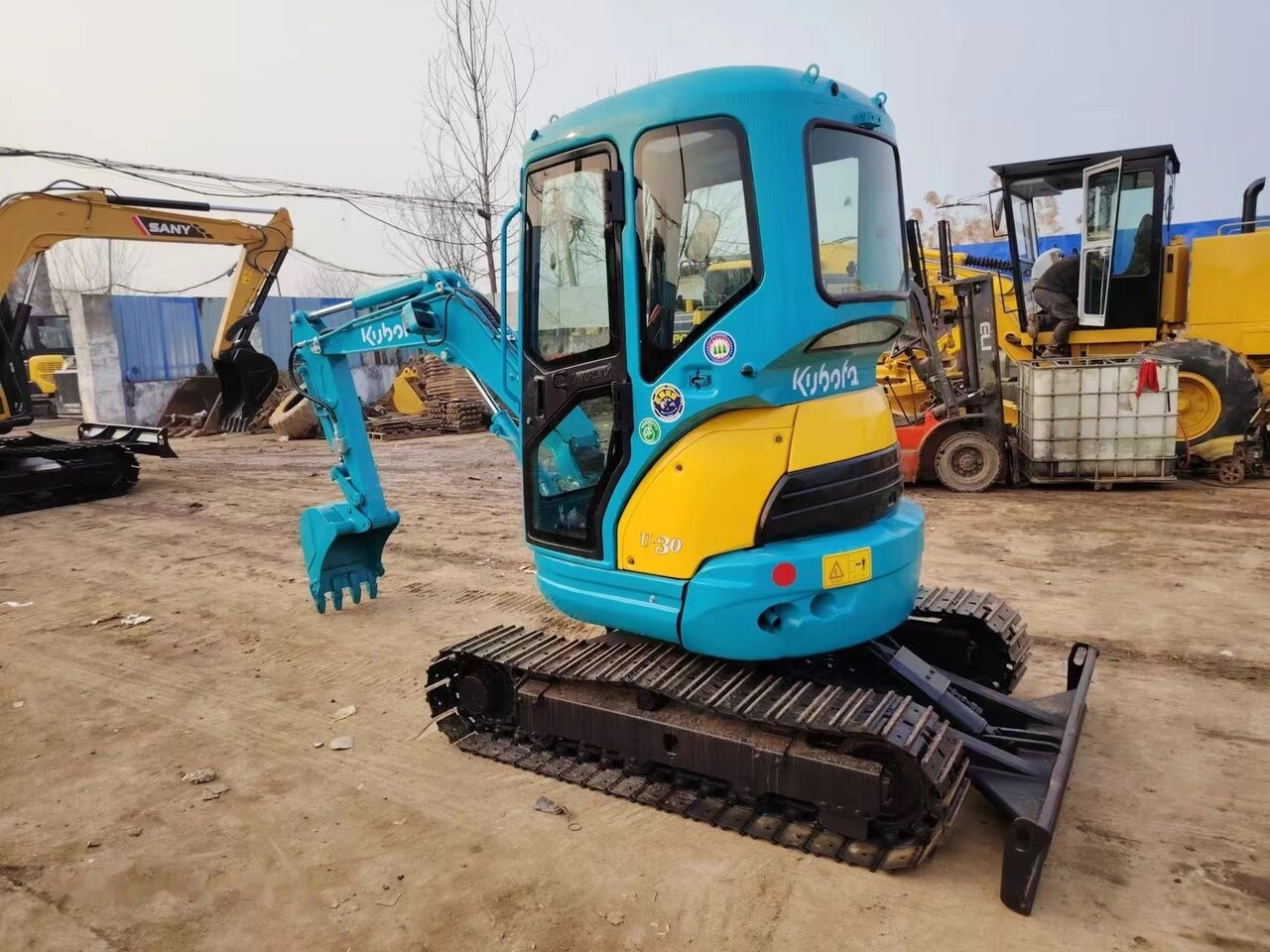 Miniexcavadora Kubota U30: foto 7