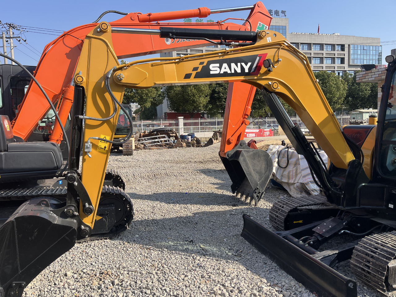 SANY SY60C - Miniexcavadora: foto 3 SANY SY60C - Miniexcavadora: foto 3