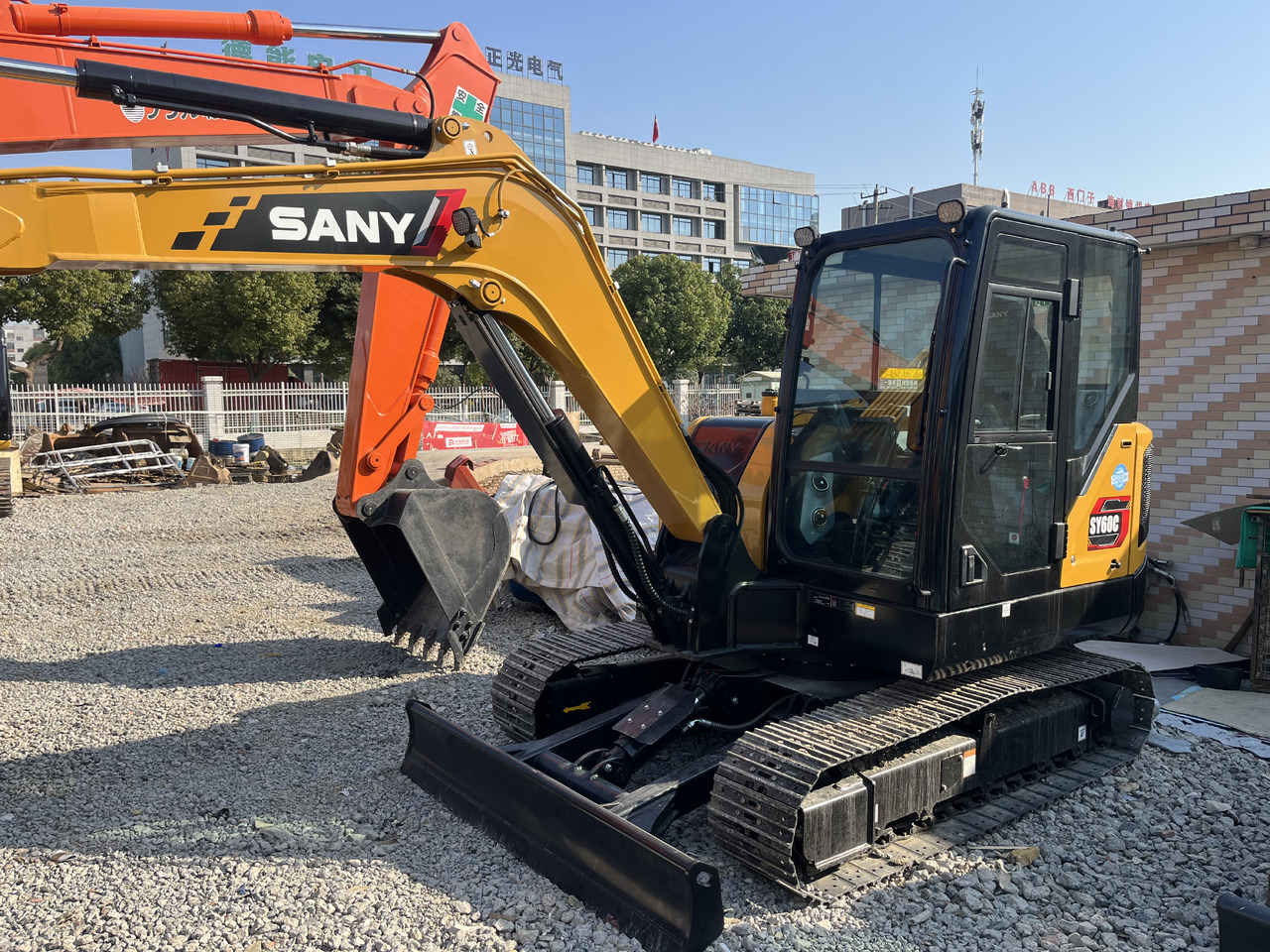 SANY SY60C - Miniexcavadora: foto 1 SANY SY60C - Miniexcavadora: foto 1