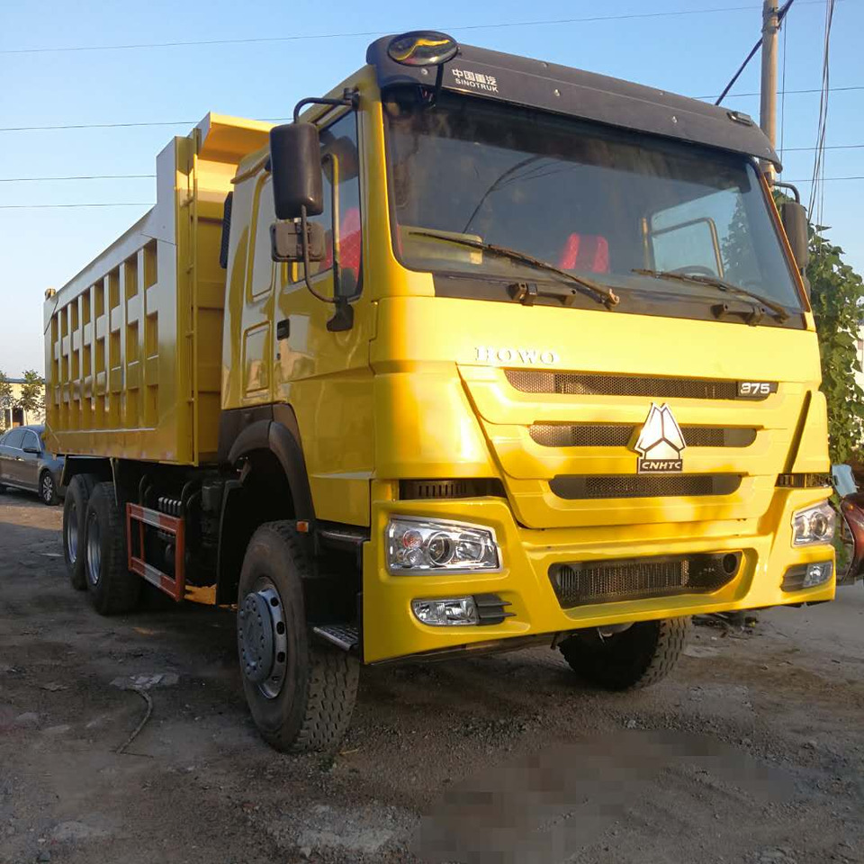 SINOTRUK HOWO - Volquete camión: foto 3 SINOTRUK HOWO - Volquete camión: foto 3