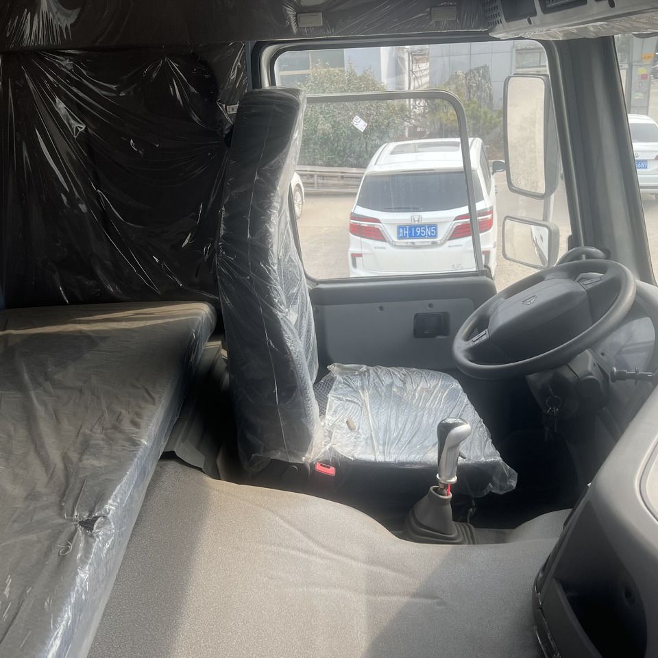 SINOTRUK Howo - Volquete camión: foto 1 SINOTRUK Howo - Volquete camión: foto 1