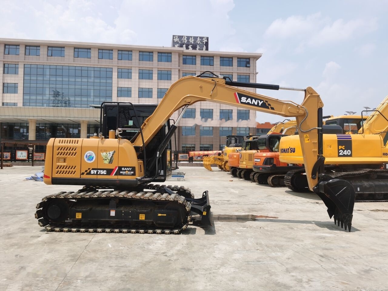 Sany SY75C - Miniexcavadora: foto 5 Sany SY75C - Miniexcavadora: foto 5