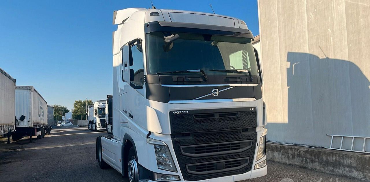 Volvo FH 460 Euro 6 Globetrotter 2016 - Otros: foto 1 Volvo FH 460 Euro 6 Globetrotter 2016 - Otros: foto 1