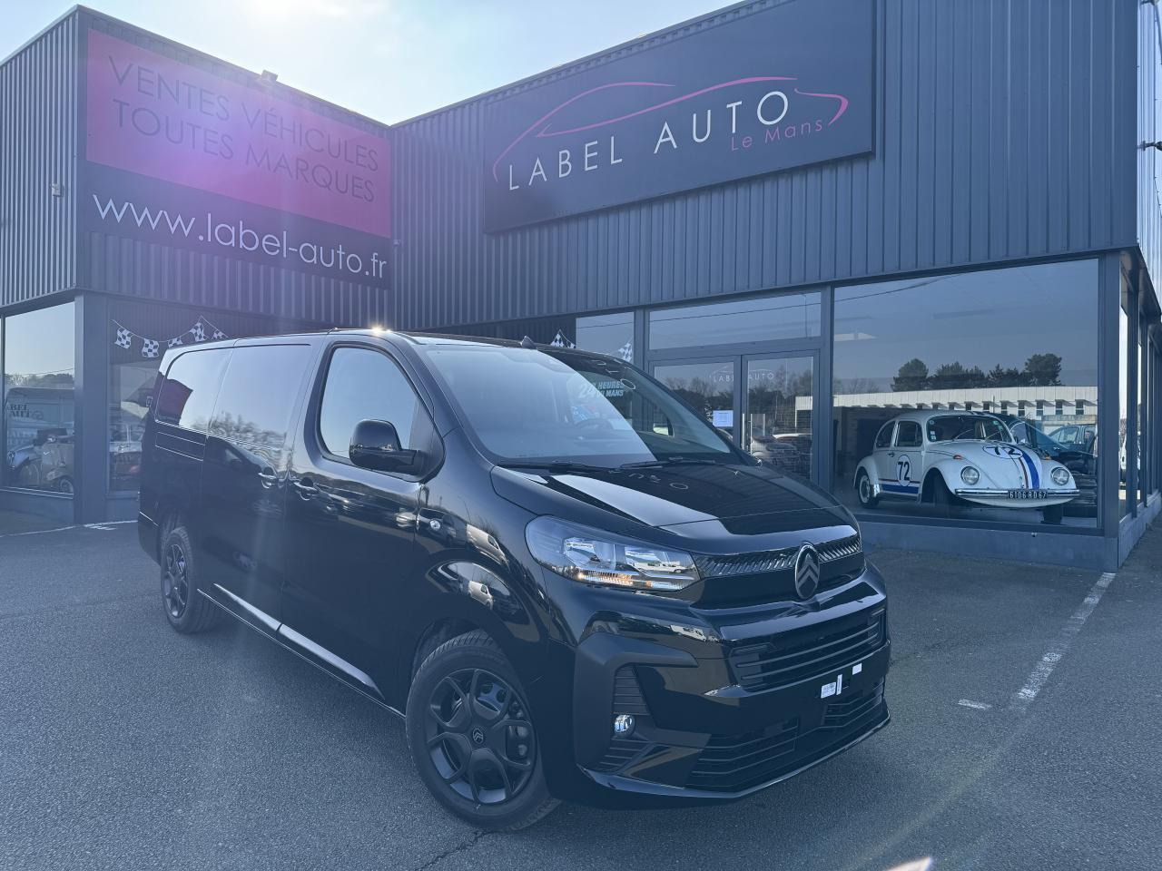 Citroen Jumpy 2 PLACES XL 2.0 BLUEHDI 180CH S&S PACK PREMIUM CONNECT EAT8 - Furgón: foto 1 Citroen Jumpy 2 PLACES XL 2.0 BLUEHDI 180CH S&S PACK PREMIUM CONNECT EAT8 - Furgón: foto 1
