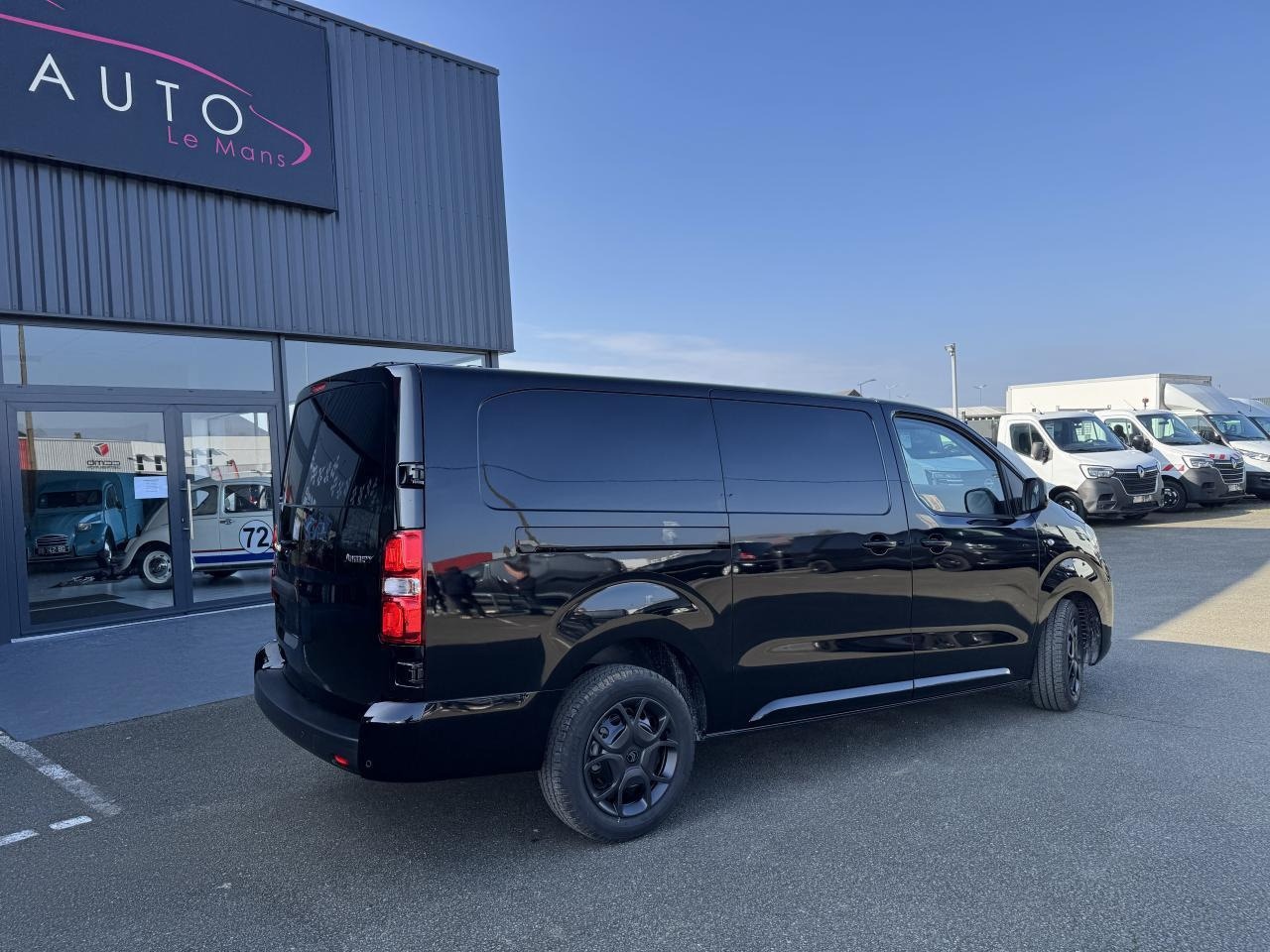 Citroen Jumpy 2 PLACES XL 2.0 BLUEHDI 180CH S&S PACK PREMIUM CONNECT EAT8 - Furgón: foto 5 Citroen Jumpy 2 PLACES XL 2.0 BLUEHDI 180CH S&S PACK PREMIUM CONNECT EAT8 - Furgón: foto 5