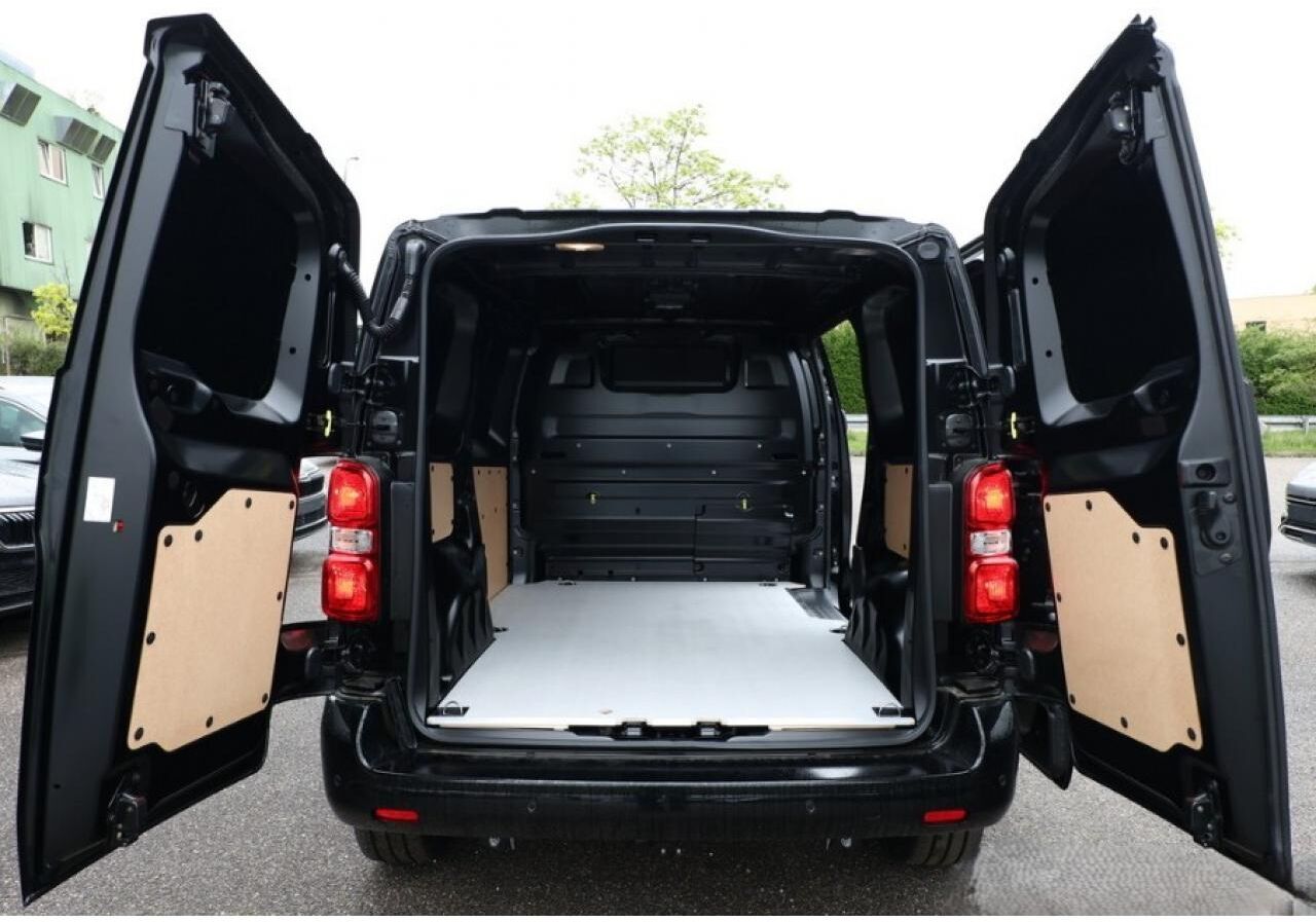FIAT Scudo M 2.0 BlueHDi - 180 S&S - BV EAT8 III 2022 FOURGON Fourgon M PHASE 2 - Furgón: foto 3 FIAT Scudo M 2.0 BlueHDi - 180 S&S - BV EAT8 III 2022 FOURGON Fourgon M PHASE 2 - Furgón: foto 3