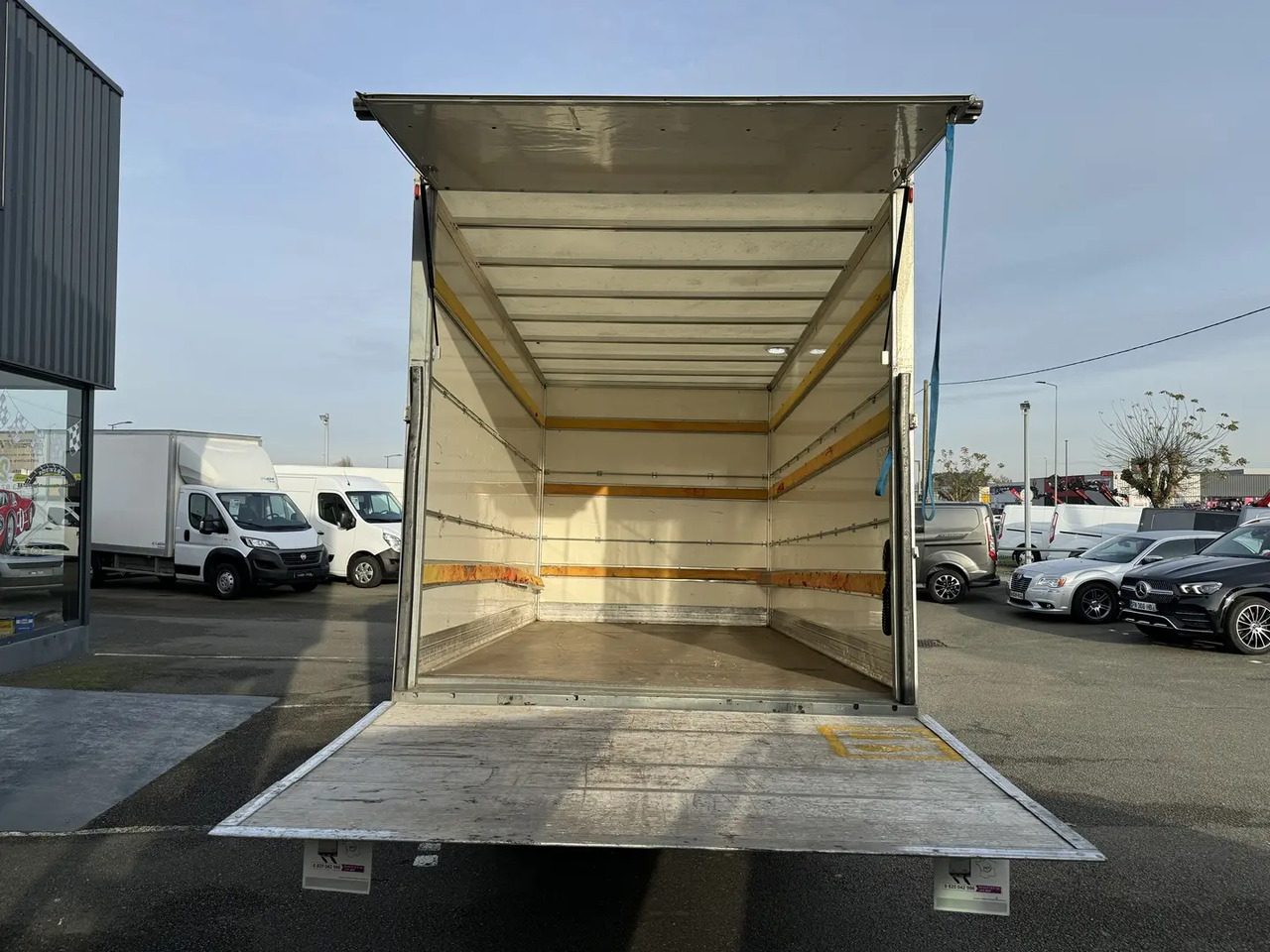 Iveco Daily 35C16 D EMPATTEMENT 4100 - Furgoneta: foto 3 Iveco Daily 35C16 D EMPATTEMENT 4100 - Furgoneta: foto 3
