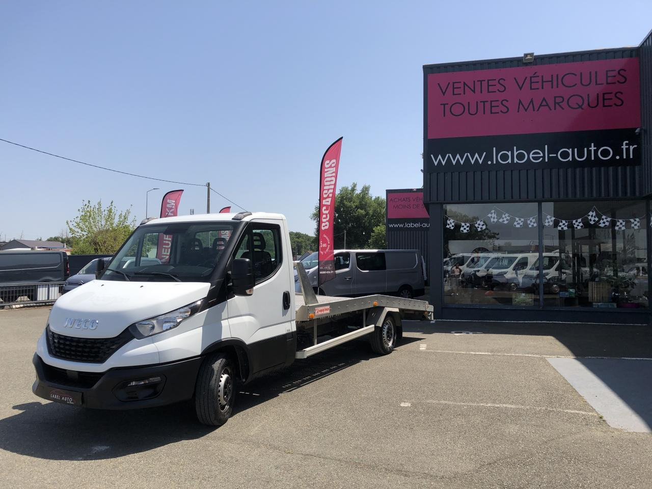 Iveco Daily IVECO PORTE VOITURE DEPANNEUSE 35 S 16 3L0 160 CH EMPATTEMENT 4100 PLATEAU FIX ALU EQUIP M - Portavehículos camión: foto 5 Iveco Daily IVECO PORTE VOITURE DEPANNEUSE 35 S 16 3L0 160 CH EMPATTEMENT 4100 PLATEAU FIX ALU EQUIP M - Portavehículos camión: foto 5