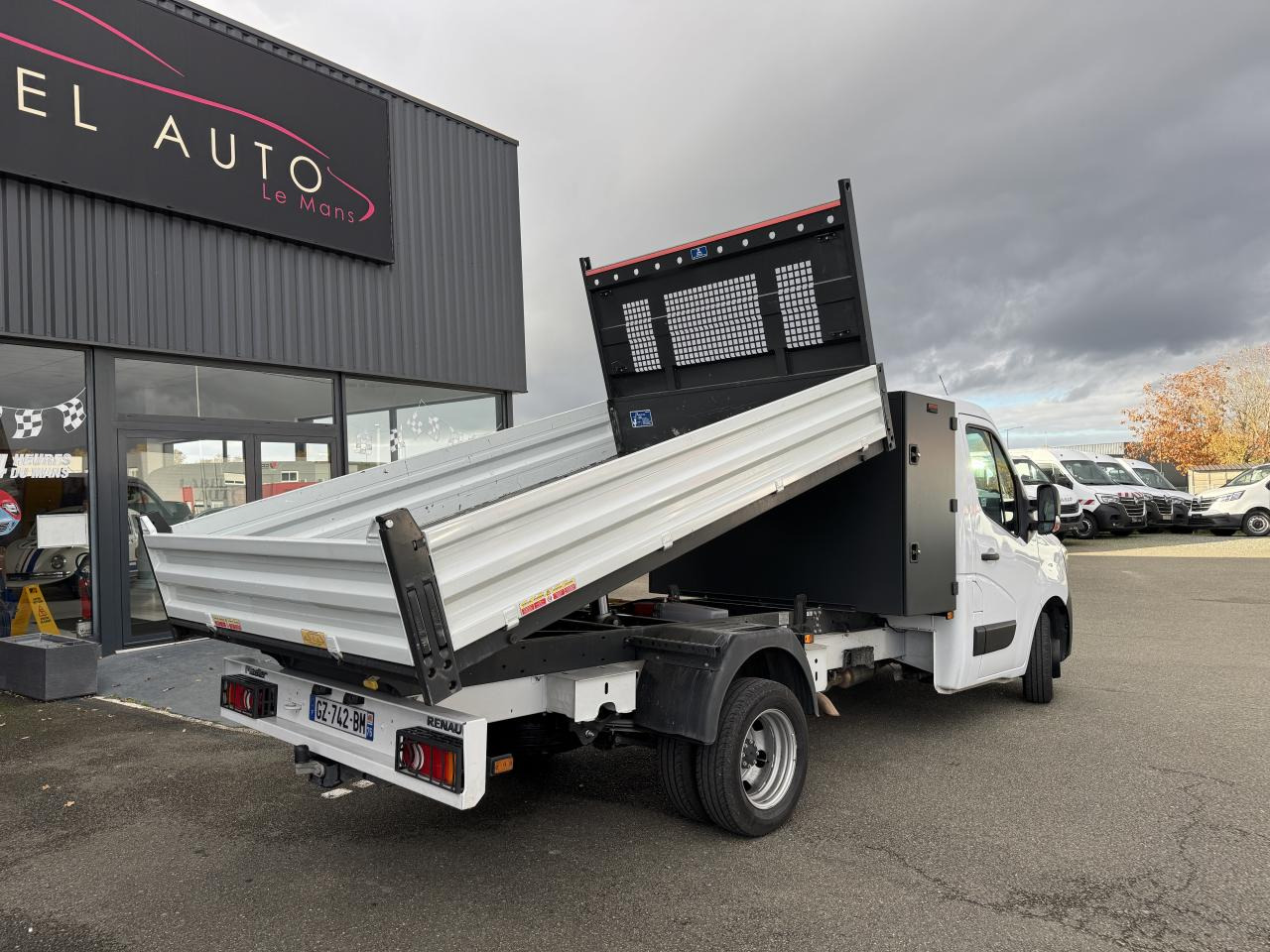 RENAULT MASTER 3T5 BENNE COFFRE RJ 2.3 DCI 130 CH PROPULSION - Otros: foto 5 RENAULT MASTER 3T5 BENNE COFFRE RJ 2.3 DCI 130 CH PROPULSION - Otros: foto 5