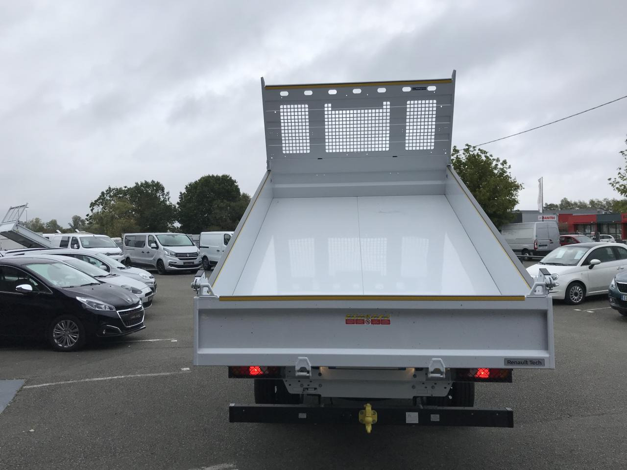 RENAULT Master Confort R3500RJ L3 2.3 dCi - 165 III CHASSIS CABINE Châssis Cabine L3 Propulsion PHASE - Otros: foto 4 RENAULT Master Confort R3500RJ L3 2.3 dCi - 165 III CHASSIS CABINE Châssis Cabine L3 Propulsion PHASE - Otros: foto 4