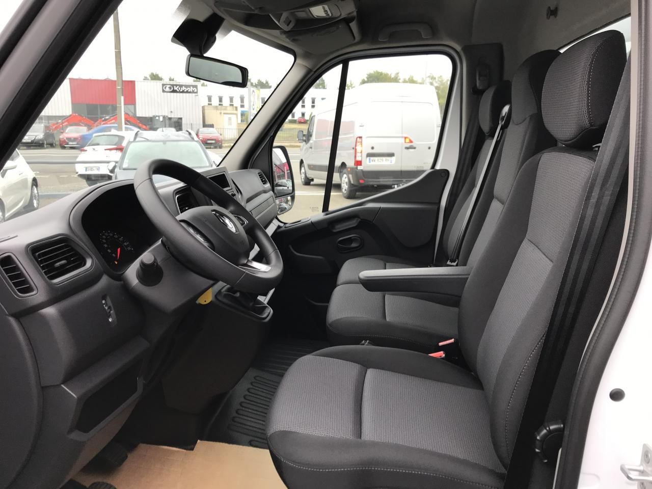 RENAULT Master Confort R3500RJ L3 2.3 dCi - 165 III CHASSIS CABINE Châssis Cabine L3 Propulsion PHASE - Otros: foto 5 RENAULT Master Confort R3500RJ L3 2.3 dCi - 165 III CHASSIS CABINE Châssis Cabine L3 Propulsion PHASE - Otros: foto 5