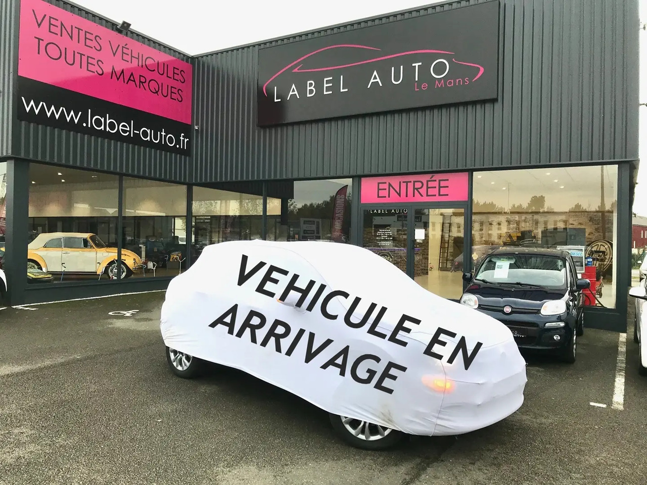 Peugeot 208 societe 1.5 BLUEHDI 100 PREMIUM PACK - Coche: foto 1 Peugeot 208 societe 1.5 BLUEHDI 100 PREMIUM PACK - Coche: foto 1