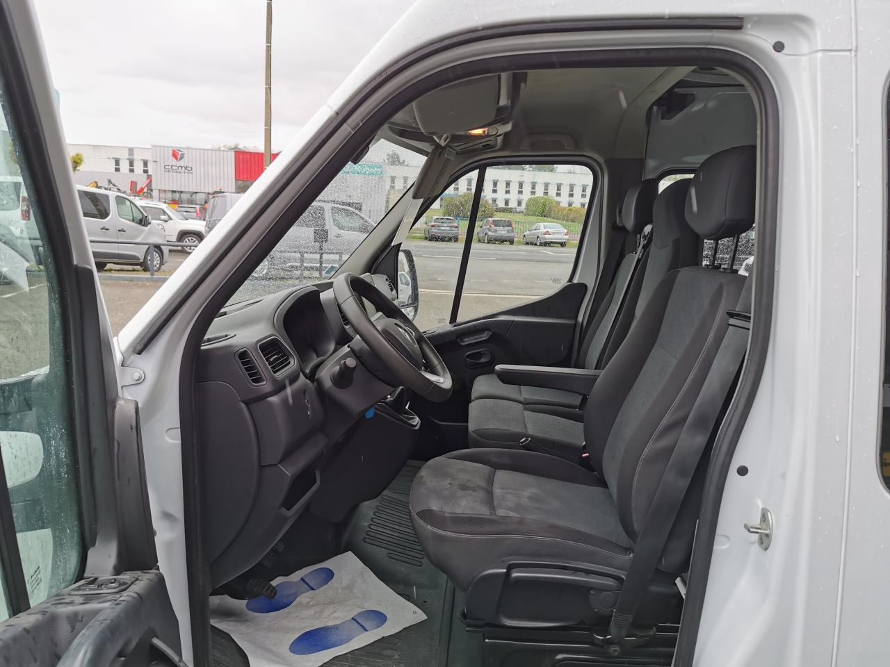 RENAULT MASTER 3T5 L2H2 2.3 DCI 150 CH CABINE APPROFONDIE 7 PLACES - Furgón: foto 5 RENAULT MASTER 3T5 L2H2 2.3 DCI 150 CH CABINE APPROFONDIE 7 PLACES - Furgón: foto 5