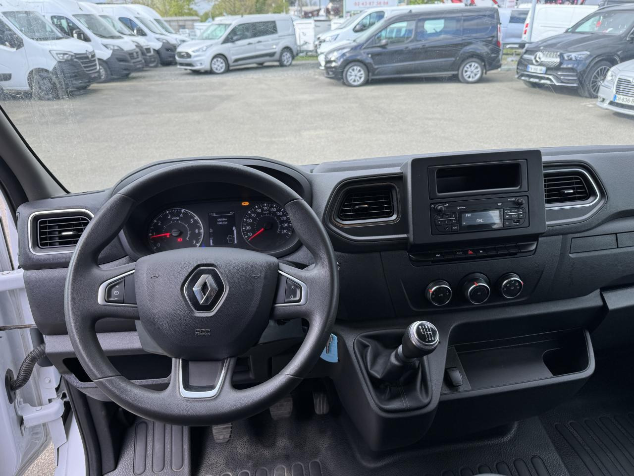 RENAULT Master Confort R3500RJ L4 2.3 dCi - 130 III CHASSIS DOUBLE CABINE Châssis Double Cabine L4 Pr - Volquete furgoneta, Furgoneta combi: foto 3 RENAULT Master Confort R3500RJ L4 2.3 dCi - 130 III CHASSIS DOUBLE CABINE Châssis Double Cabine L4 Pr - Volquete furgoneta, Furgoneta combi: foto 3