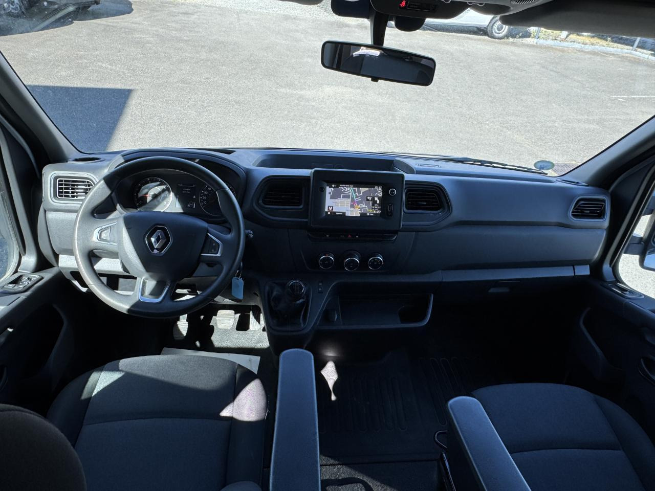 Renault Master RENAULT 3T5 BENNE + COFFRE RJ DOUBLE CABINE 6 PL 2.3 DCI 130 CH CONFORT + GPS + REGUL + CLIM - Volquete furgoneta: foto 3 Renault Master RENAULT 3T5 BENNE + COFFRE RJ DOUBLE CABINE 6 PL 2.3 DCI 130 CH CONFORT + GPS + REGUL + CLIM - Volquete furgoneta: foto 3