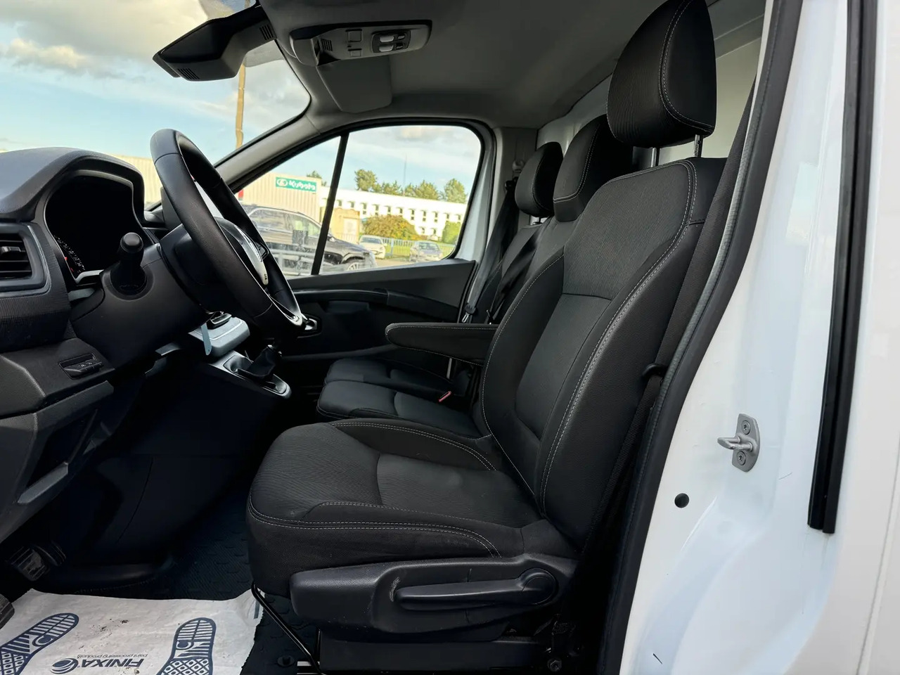Renault Trafic L2H1 3T 2.0 BLUE DCI 130CH GRAND CONFORT - Furgón: foto 5 Renault Trafic L2H1 3T 2.0 BLUE DCI 130CH GRAND CONFORT - Furgón: foto 5