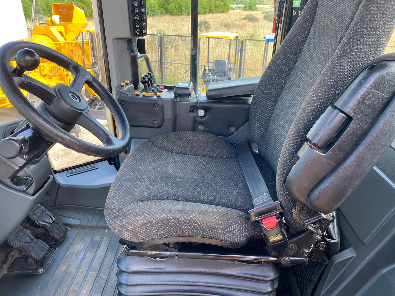 Cargadora de ruedas CATERPILLAR 950 M: foto 11 Cargadora de ruedas CATERPILLAR 950 M: foto 11