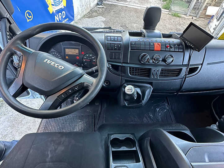 IVECO EUROCARGO 120E25 - Chasis camión: foto 5 IVECO EUROCARGO 120E25 - Chasis camión: foto 5