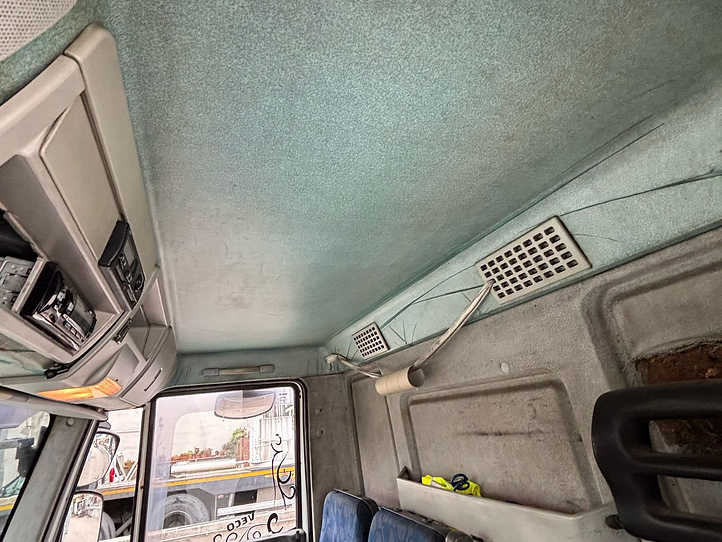 Iveco EUROCARGO 180E25 CASSONE FISSO - Camión caja abierta: foto 5 Iveco EUROCARGO 180E25 CASSONE FISSO - Camión caja abierta: foto 5