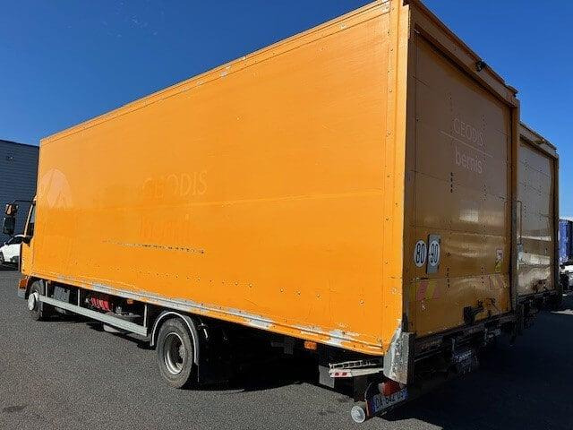 Renault Midlum 180.12 H Extra light Fourgon polyfond avec Hayon repliable - Camión caja cerrada: foto 2 Renault Midlum 180.12 H Extra light Fourgon polyfond avec Hayon repliable - Camión caja cerrada: foto 2