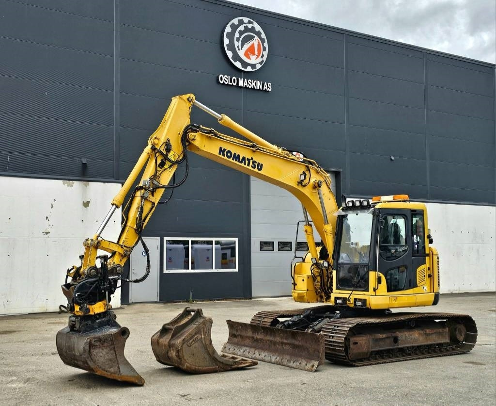 Komatsu PC 138 - Miniexcavadora: foto 1 Komatsu PC 138 - Miniexcavadora: foto 1