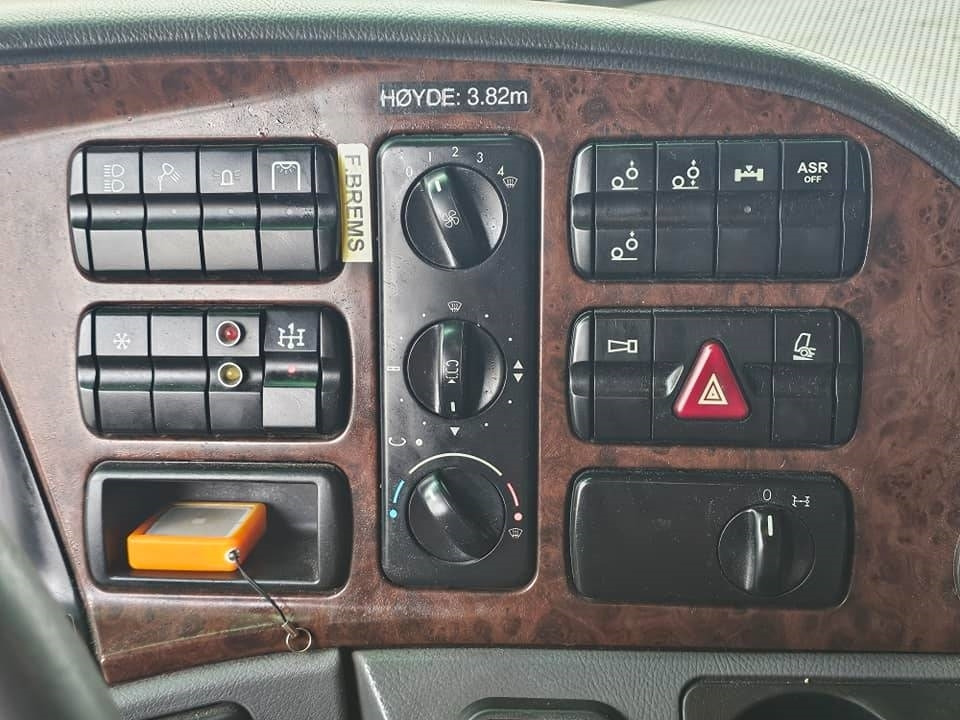 Camión grúa Mercedes-Benz Actros 2544: foto 40 Camión grúa Mercedes-Benz Actros 2544: foto 40