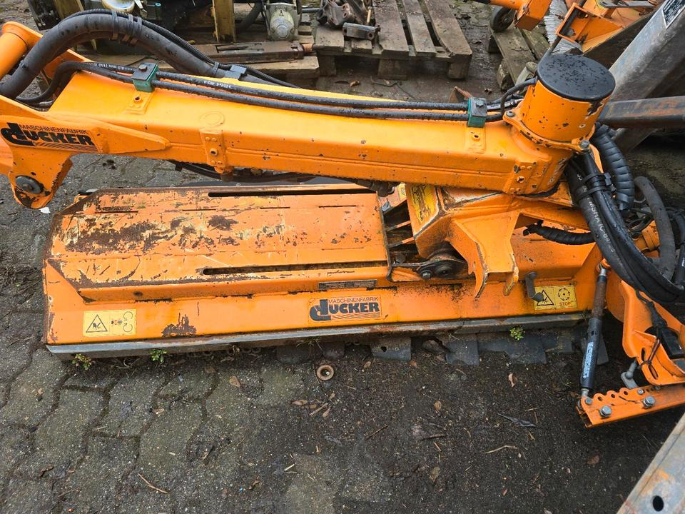 Dücker Randstreifenmäher vom DUA 800 700 Banketmäher Böschungsmäher Auslegemäher für Unimog Mulag Mähausleger - Desbrozadora de brazo: foto 5 Dücker Randstreifenmäher vom DUA 800 700 Banketmäher Böschungsmäher Auslegemäher für Unimog Mulag Mähausleger - Desbrozadora de brazo: foto 5