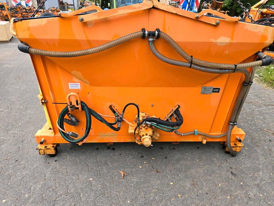 Küpper Weisser ISM STA 95 2,5M3 für Unimog UGN UGE 424 427 405 U300 U 300 400 500 MERCEDES-BENZ 218 219 318 323 423 427 327 430 429 430 435 Salzsilo Streuautomat Winterdienst - Esparcidor de sal: foto 5 Küpper Weisser ISM STA 95 2,5M3 für Unimog UGN UGE 424 427 405 U300 U 300 400 500 MERCEDES-BENZ 218 219 318 323 423 427 327 430 429 430 435 Salzsilo Streuautomat Winterdienst - Esparcidor de sal: foto 5