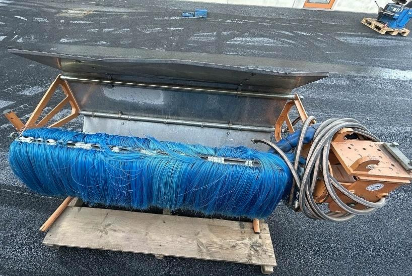 Mulag FWB 1600 Fläschenwaschbürste Tunnelwaschbürste Mähausleger Böschungsmäher Böschungsmulcher FME MKM FMK Dücker DUA UNA 500 600 700 MHU 800 - Barredora cucharón: foto 2 Mulag FWB 1600 Fläschenwaschbürste Tunnelwaschbürste Mähausleger Böschungsmäher Böschungsmulcher FME MKM FMK Dücker DUA UNA 500 600 700 MHU 800 - Barredora cucharón: foto 2