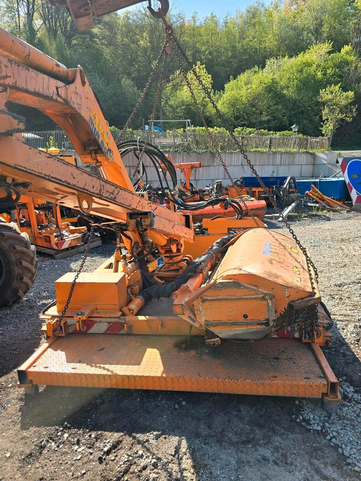 Mulag MHU 800 Mähausleger Böschungsmäher Böschungsmulcher für Unimog 405 U 300 400 500 318 423 427 430 527 535 530 Mercedes-Benz - Desbrozadora de brazo: foto 5 Mulag MHU 800 Mähausleger Böschungsmäher Böschungsmulcher für Unimog 405 U 300 400 500 318 423 427 430 527 535 530 Mercedes-Benz - Desbrozadora de brazo: foto 5