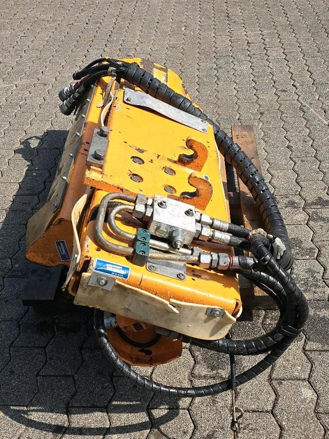 Mulag TMK 1200 LINKS Tastmähkopf Randstreifenmäher Mulchkopf Mähkorb Mulcher Mähwerk für Mähausleger Böschungsmäher Böschungsmulcher FME MKM Dücker RSM DUA MFK - Desbrozadora de martillos: foto 5 Mulag TMK 1200 LINKS Tastmähkopf Randstreifenmäher Mulchkopf Mähkorb Mulcher Mähwerk für Mähausleger Böschungsmäher Böschungsmulcher FME MKM Dücker RSM DUA MFK - Desbrozadora de martillos: foto 5