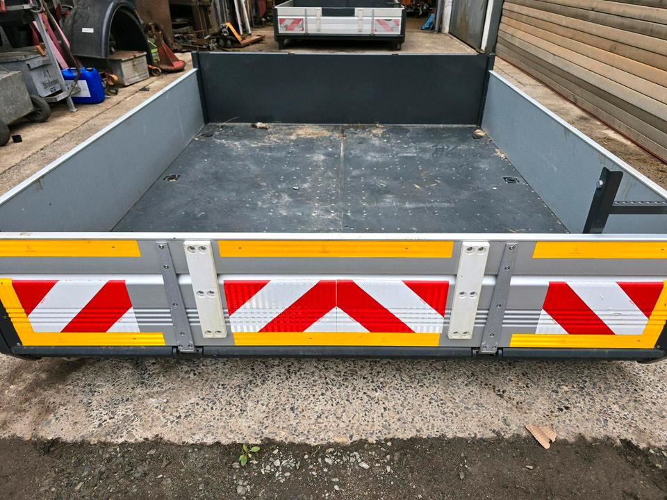 Neue Kipperpritsche Pritsche für Unimog 405 U 318 U318 423 430 429 327 435 U 400 300 290 Mercedes-Benz - Carrocería basculante: foto 2 Neue Kipperpritsche Pritsche für Unimog 405 U 318 U318 423 430 429 327 435 U 400 300 290 Mercedes-Benz - Carrocería basculante: foto 2